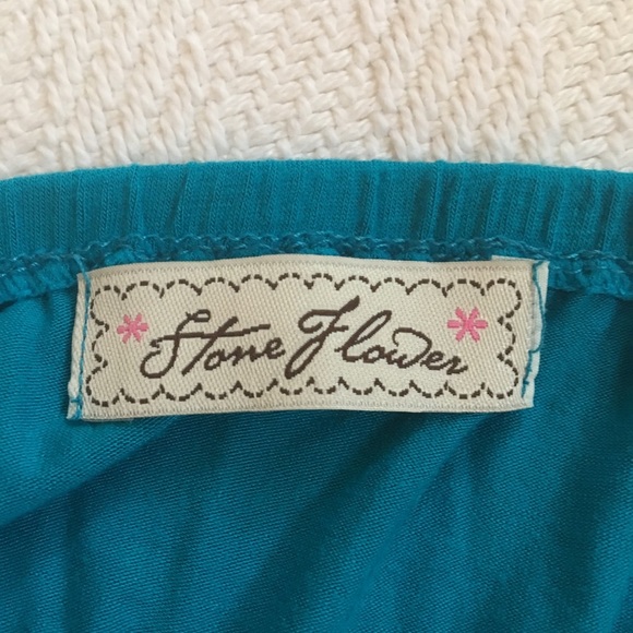 🌸 Strapless Stone Flower Dress in Turquoise! 🌸 - Picture 3 of 6